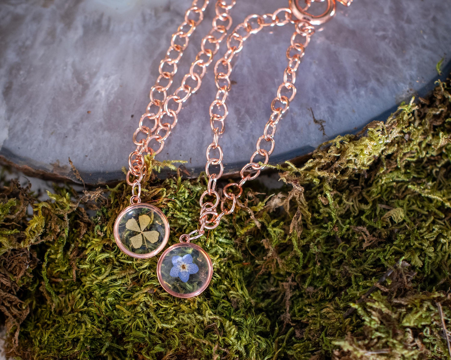 Forget-Me-Not Rose Gold Dried Flower Resin Bracelet Memorial Sympathy Grief Keepsake Nature Floral Jewelry Elegant wedding Gift for Her