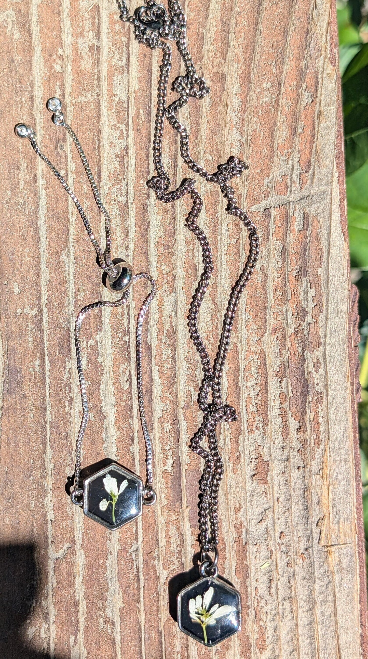 Preserved Flower Necklace โ Real Flower Pendant Handmade Resin Jewelry