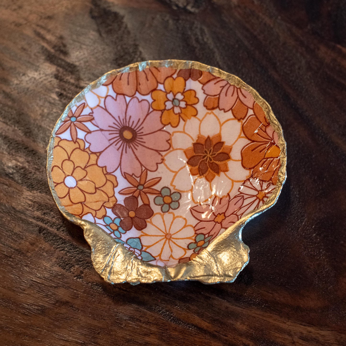 Scallop Shell Wedding Favor Present for Bride Last Splash Coastal Gift Beach House Home Decor Seaside Shell Trinket Dish Bridal Shower Party