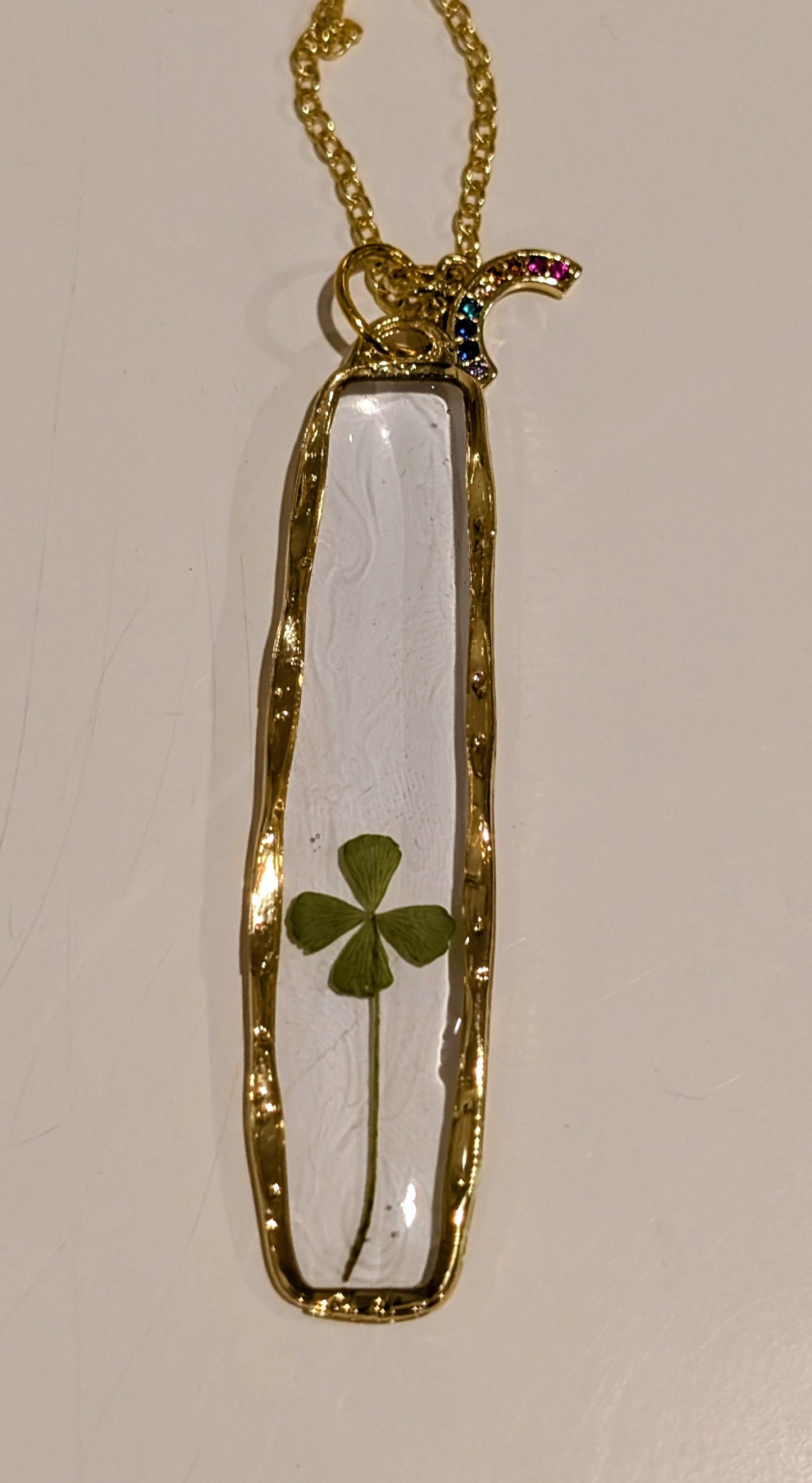 Botanical Necklace Preserved Clover Jewelry Graduation Present Mother Daughter Necklace Handmade Glass Pendant Customizable Charm Necklace Hexagonal Pendant Gold Toned Chain Crystal Charm