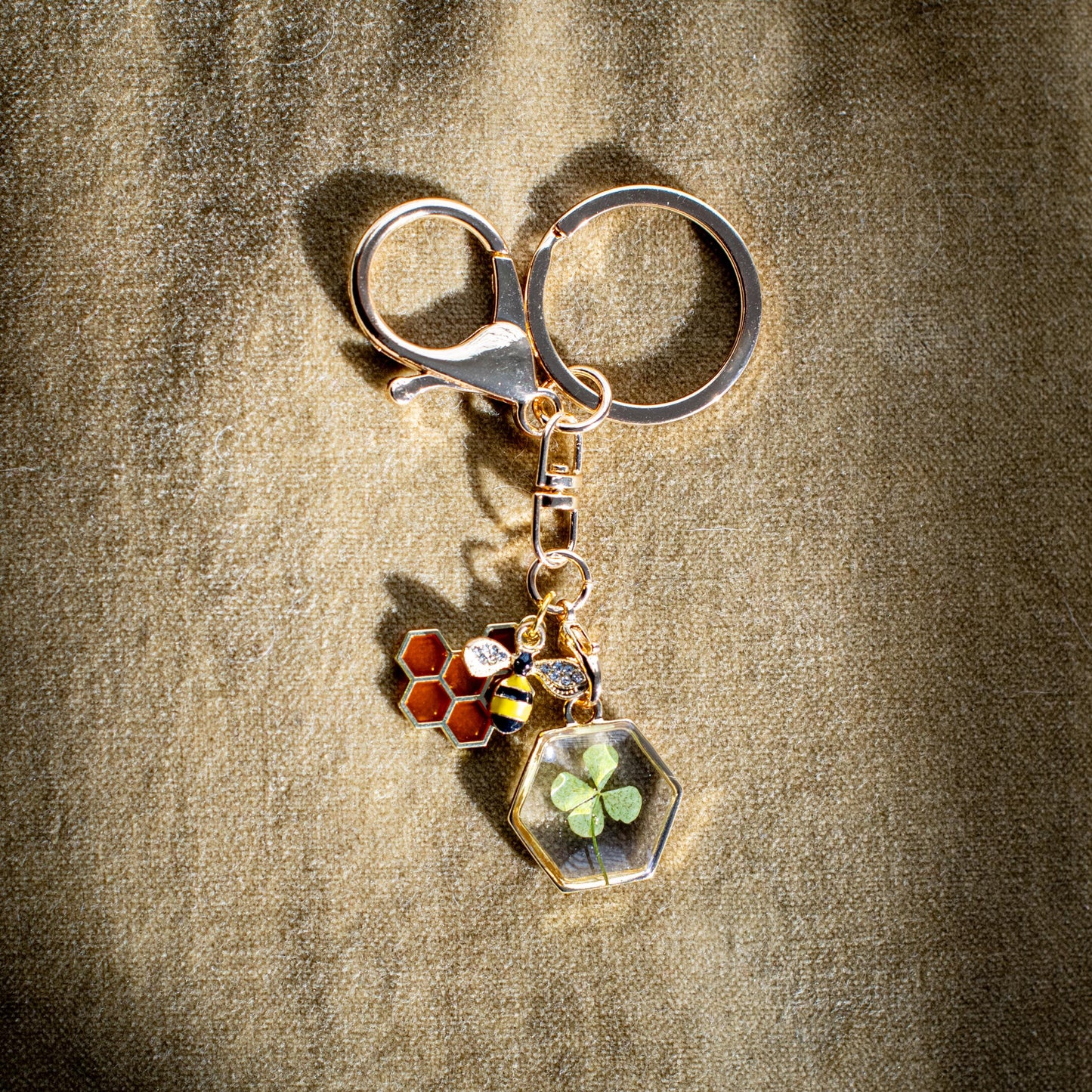 Gold Bee Keychain for Bee Lovers Garden Gift Irish Luck Lucky Charm Four Leaf Clover Keychain Gold Honeycomb Bee Gift Handmade Special Set