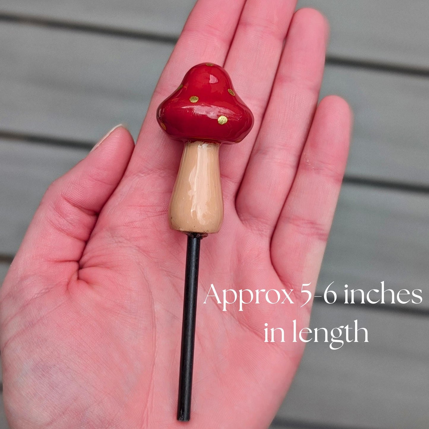Houseplant Gift Ornament Fairy Mushroom Stake Decor for Birthday Home Present Cottage Style Wooden Accent Garden Ornament Red Cap Farmhouse