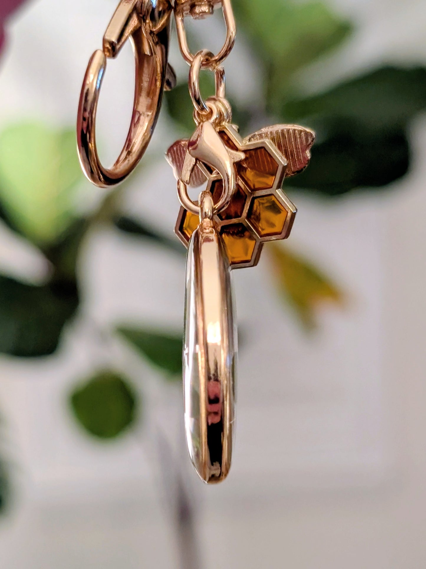 Real Four Leaf Clover & Bee Charm Keychain