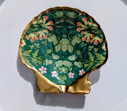 Decoupage Scallop Shell - Green Floral