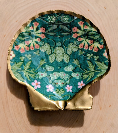 Decoupage Scallop Shell - Green Floral