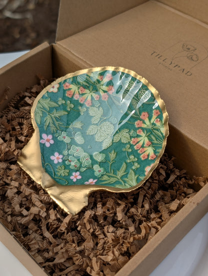 Decoupage Scallop Shell - Green Floral