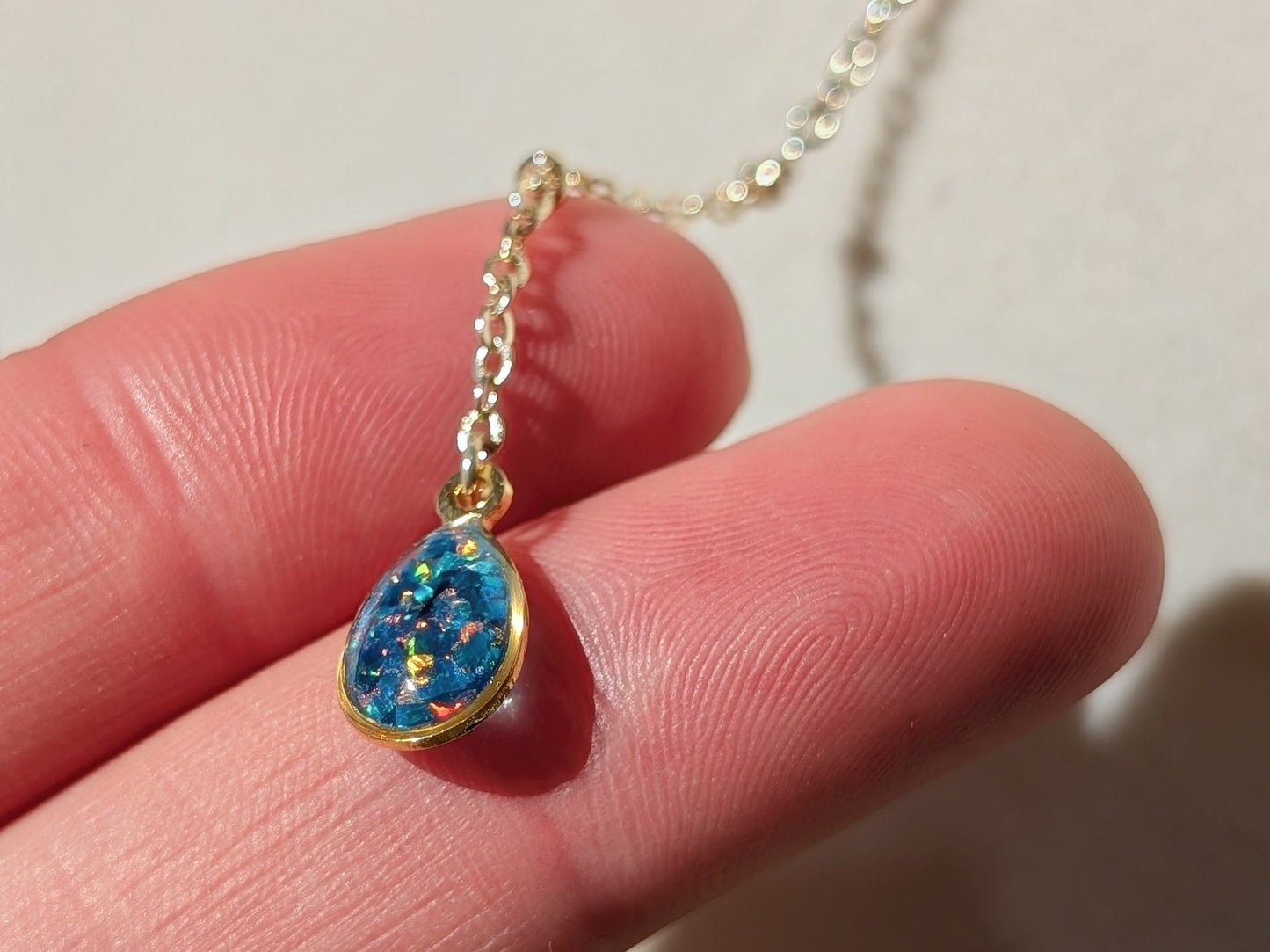 Gold Lariat Opal Teardrop Necklace - Cobalt Blue Opal