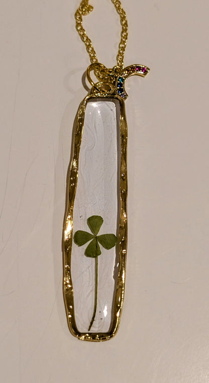 Botanical Necklace Preserved Clover Jewelry Graduation Present Mother Daughter Necklace Handmade Glass Pendant Customizable Charm Necklace Hexagonal Pendant Gold Toned Chain Crystal Charm