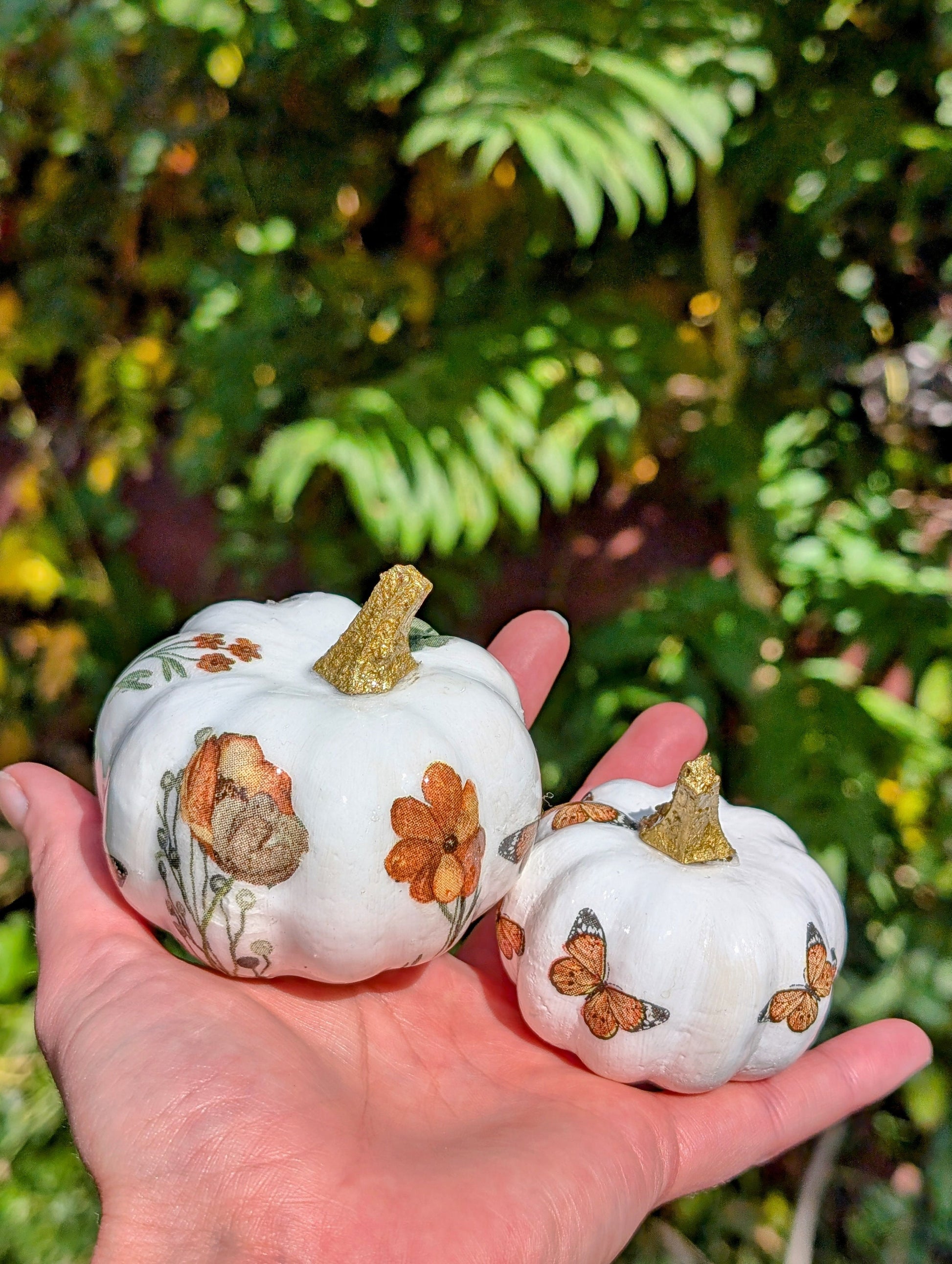 Handmade Decoupage Pumpkins Fall Decor Thanksgiving Table Autumn Centerpiece Gold Accented Pumpkins Resin Coated Decorations Lightweight Ornaments Versatile Fall Decor Seasonal Home Accents