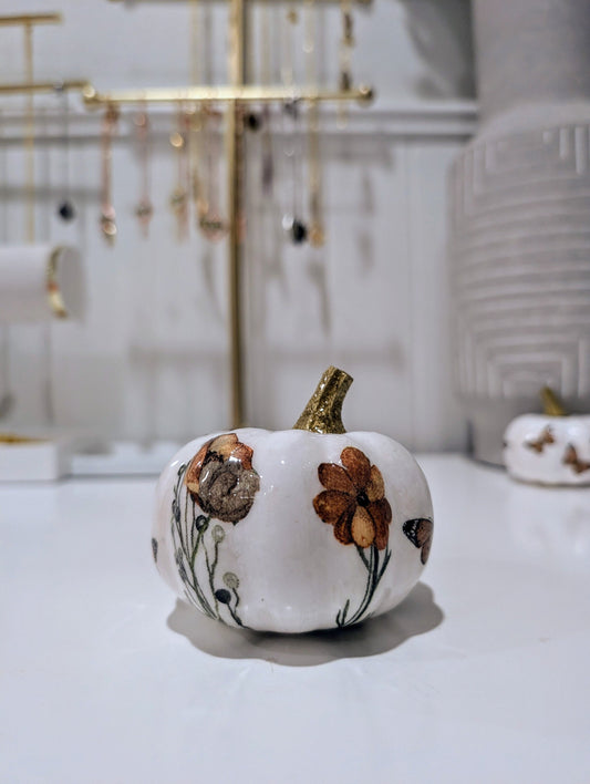Fall Centerpiece Mini Pumpkins Thanksgiving Table Decorations Halloween Party Decor Autumn Wedding Decor Artisan Made Decor Handcrafted Fall Decor Seasonal Gift Idea Autumn Home Accessories