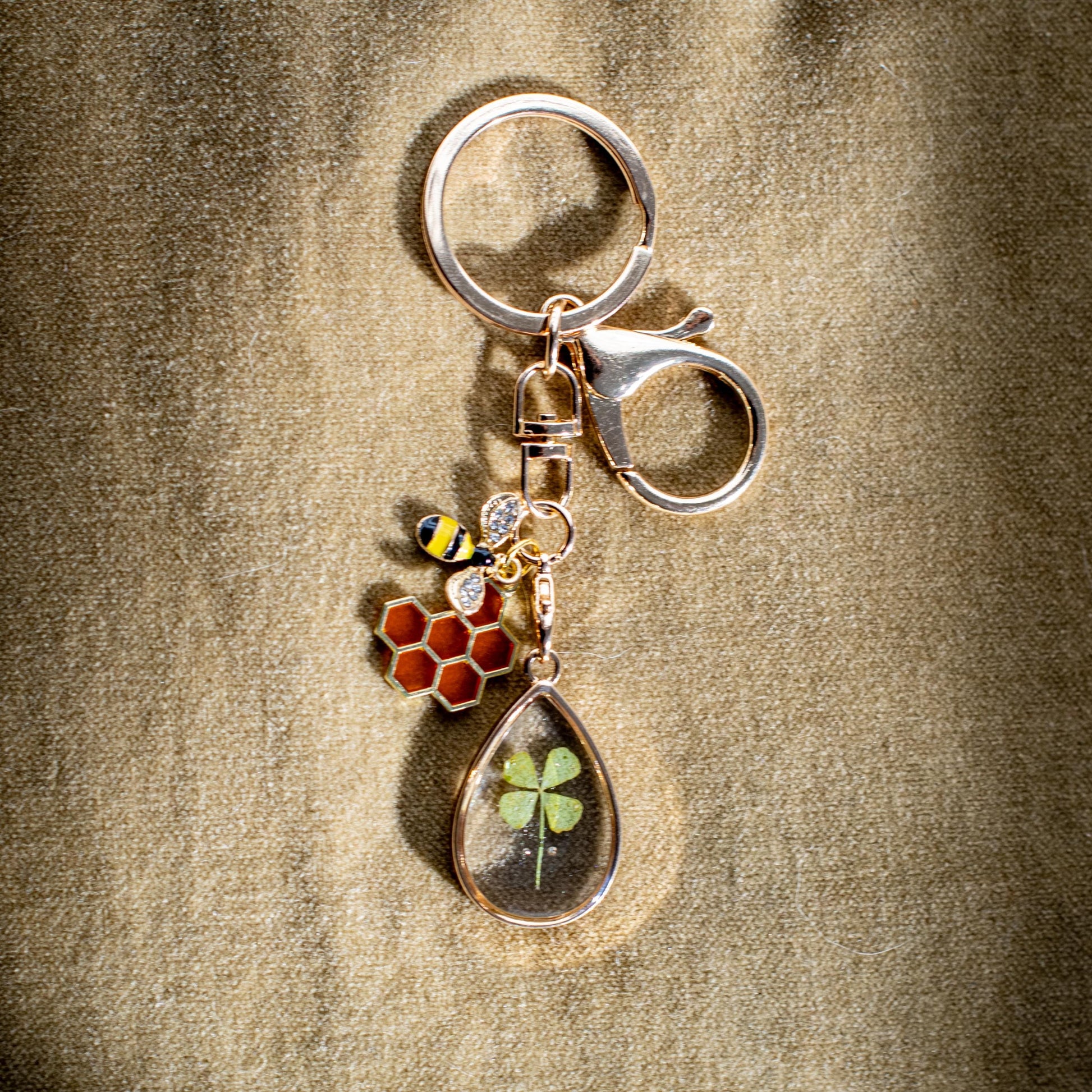 Gold Bee Keychain for Bee Lovers Garden Gift Irish Luck Lucky Charm Four Leaf Clover Keychain Gold Honeycomb Bee Gift Handmade Special Set