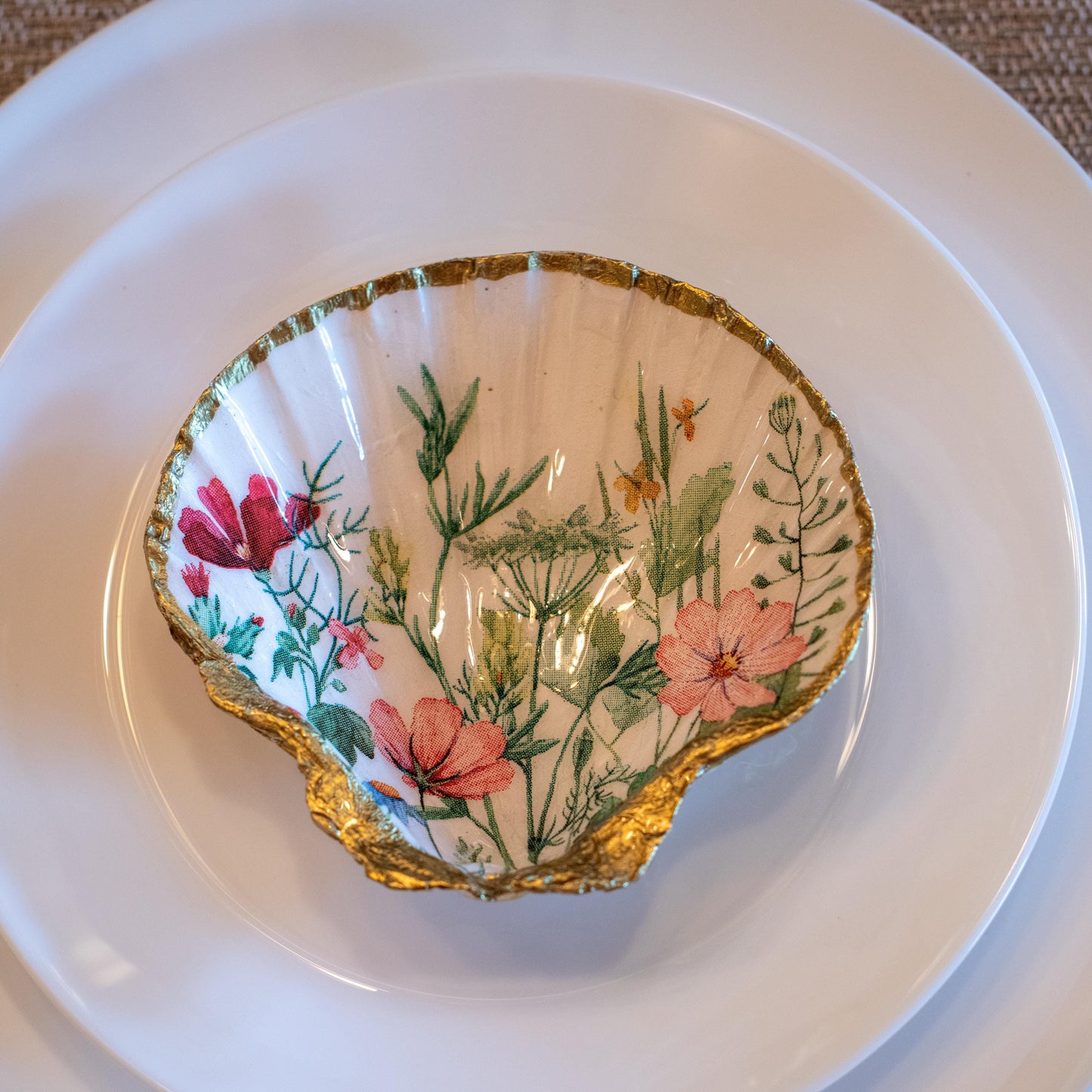 Scallop Shell Dish Decorative Dish Trinket Dish Jewelry Dish Beach Decor Coastal Decor Wedding Gift Housewarming Gift Table Decoration Home Decor