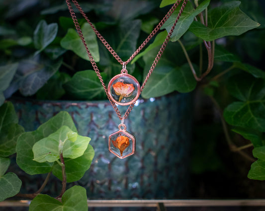 Birth Month Flower Necklace Real Pressed Rose Jewelry Handmade Gift for Her Resin Pendant Nature Inspired Dainty Layering Necklace