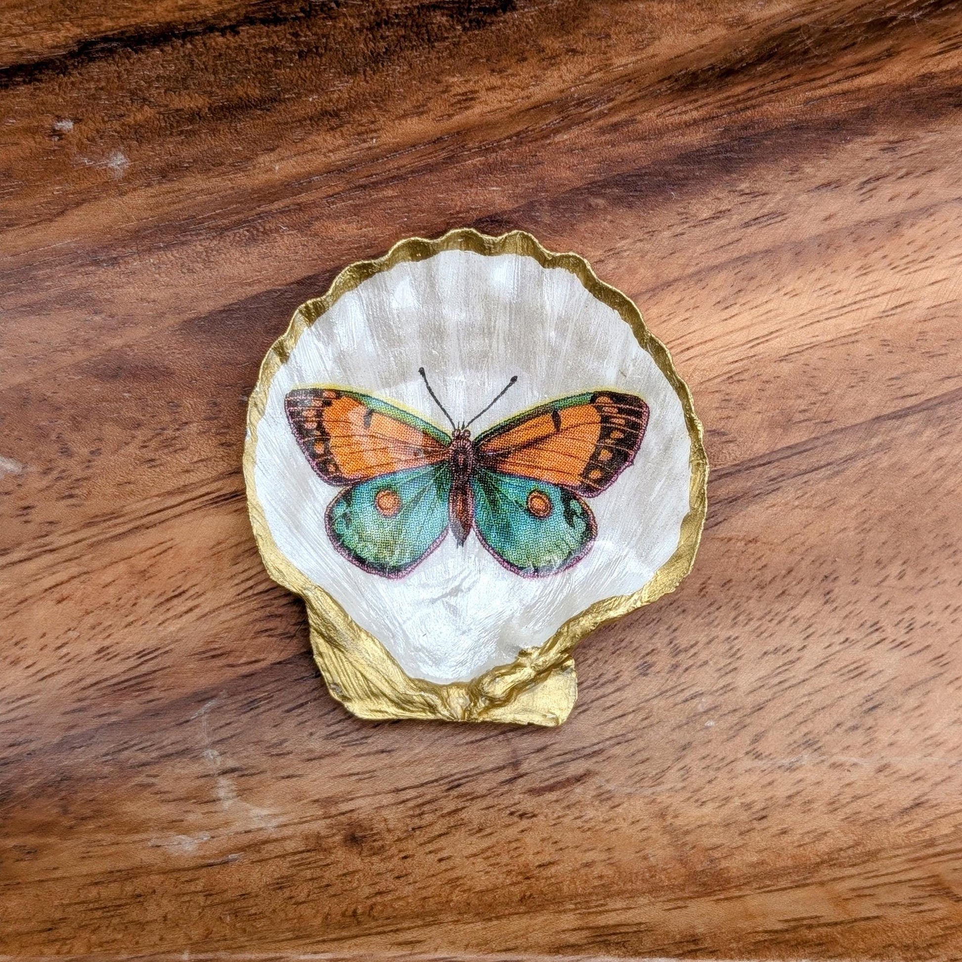 Bridesmaid Gift Butterfly Seashell Trinket Dishes Bachelorette Party Favors Coastal Boho Decor Cottagecore Jewelry Tray Botanical Keepsake